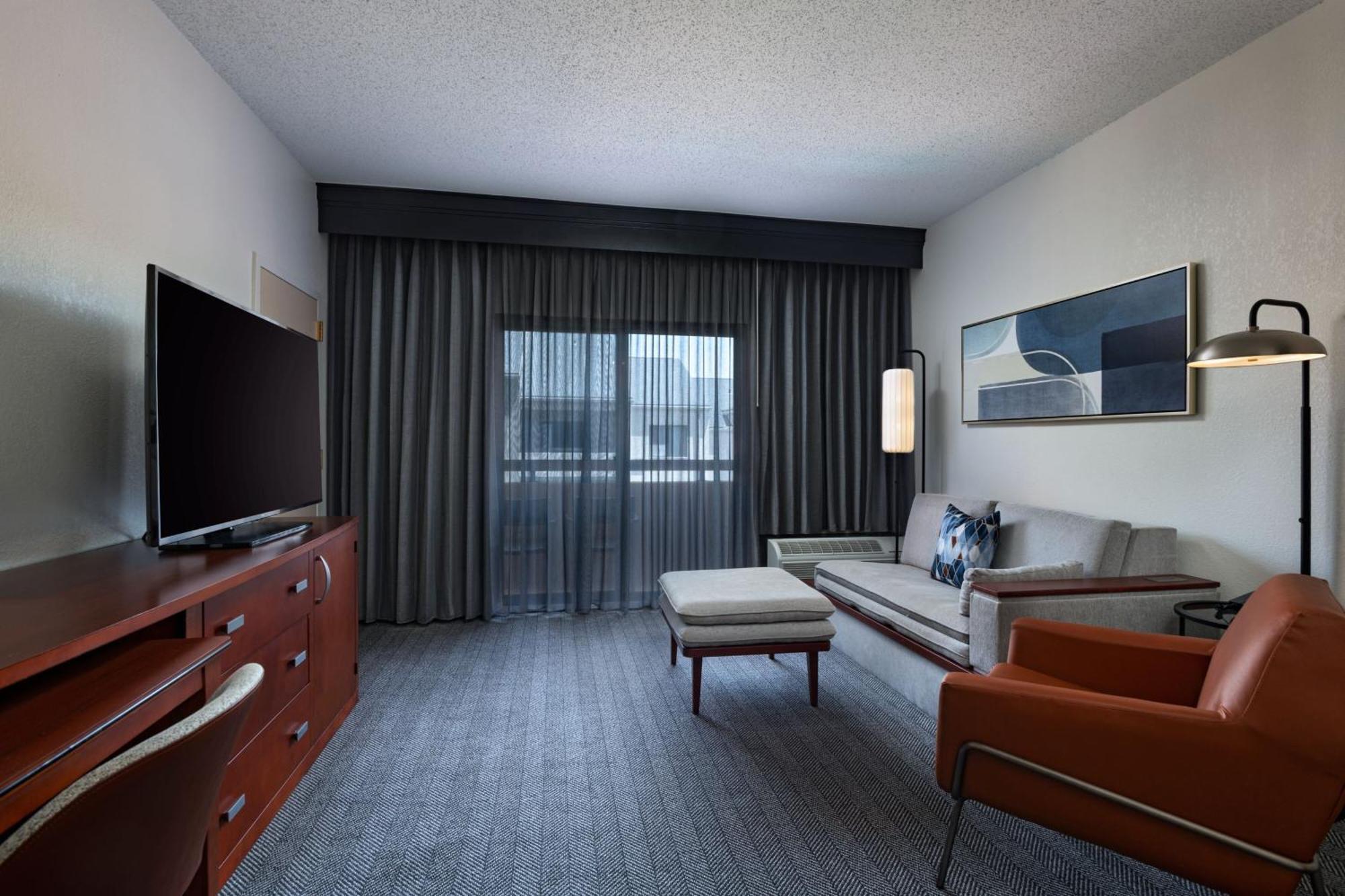 Courtyard By Marriott Dallas Plano Parkway At Preston Road Exterior foto