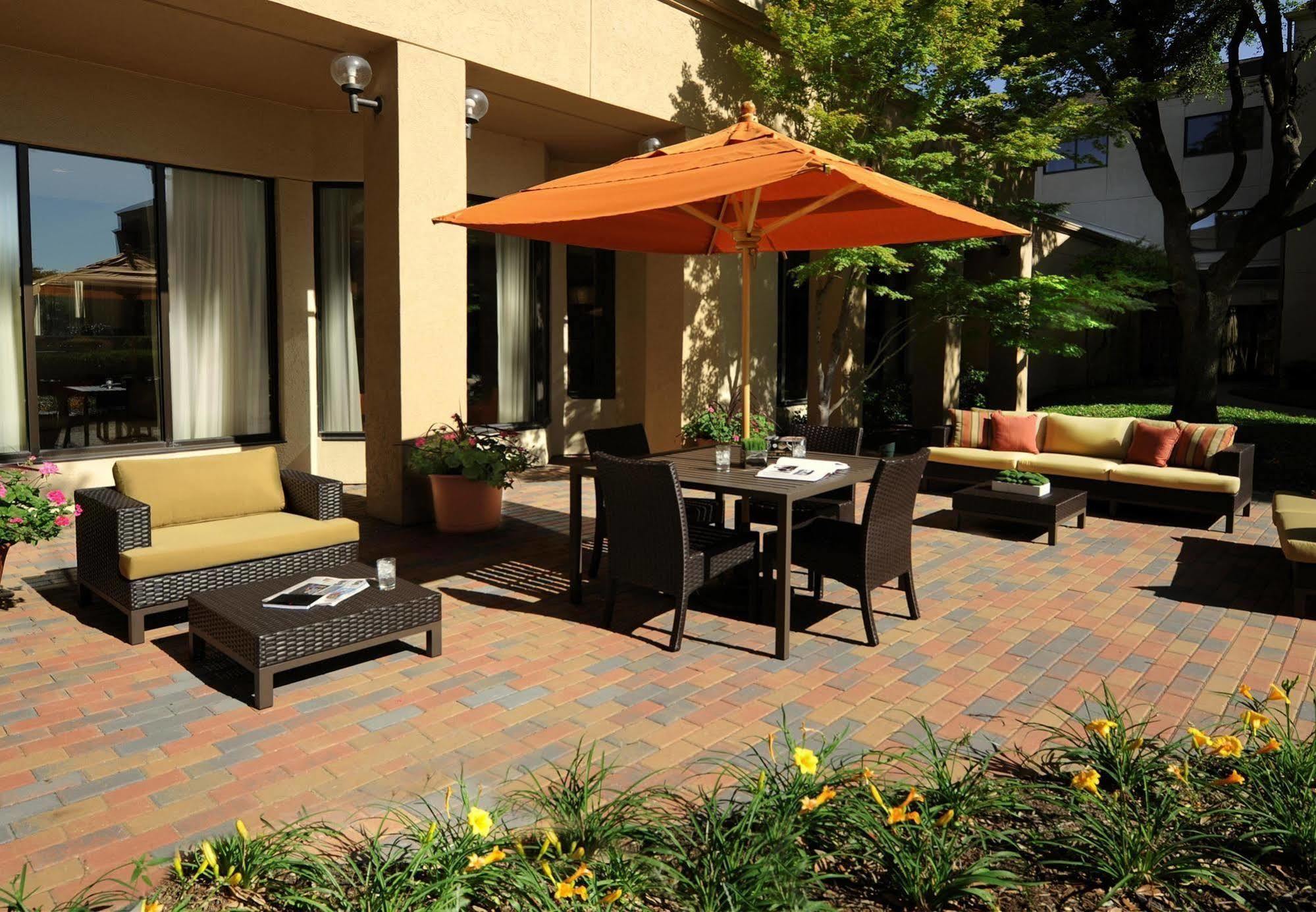 Courtyard By Marriott Dallas Plano Parkway At Preston Road Exterior foto